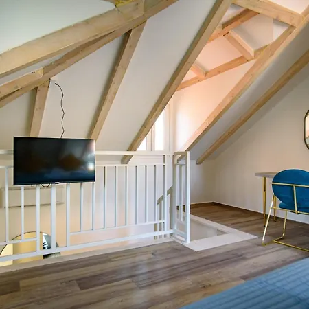 Lincun By Duhomes Apartament *